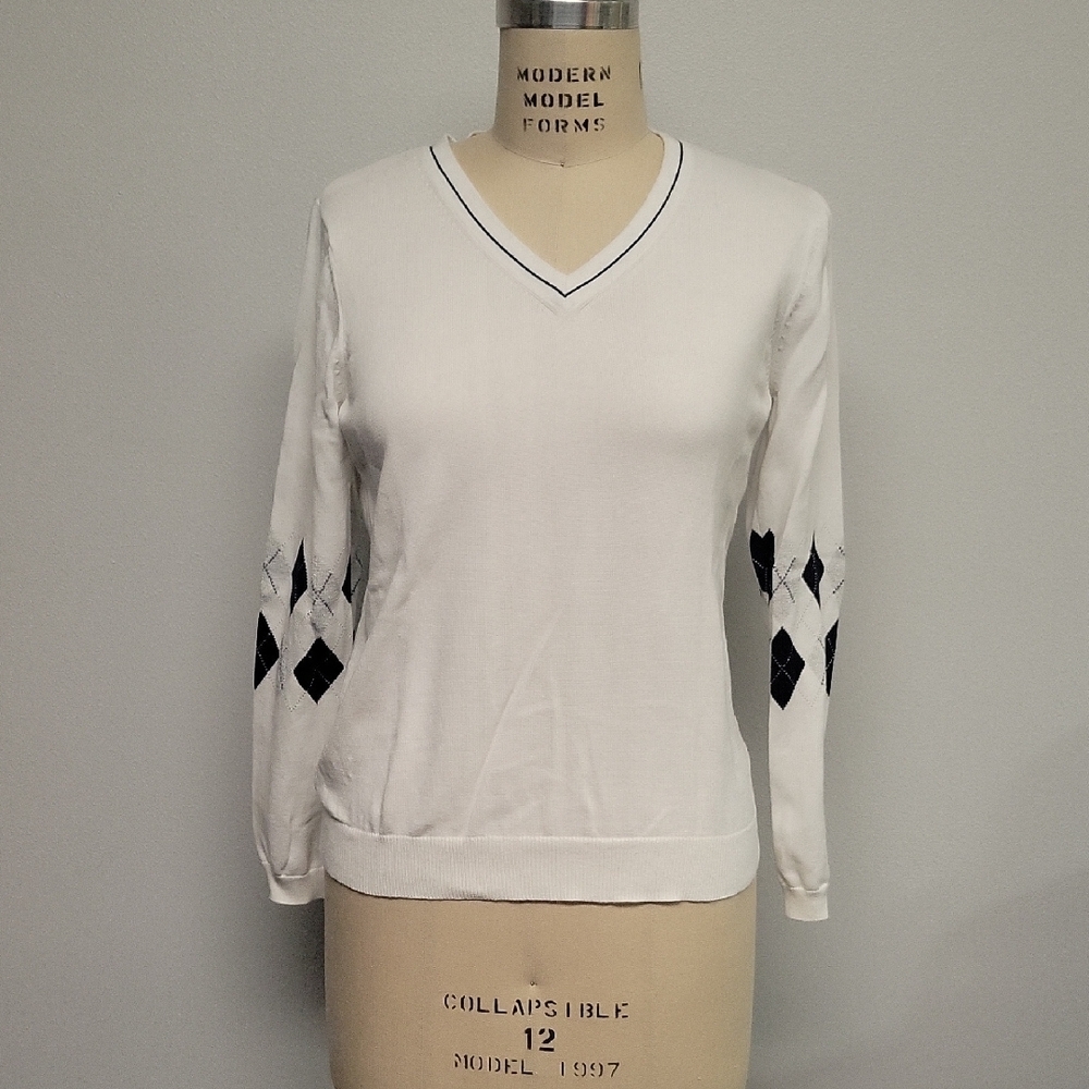 EP Pro White V-Neck Sweater with Black Argyle